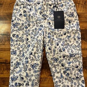 Bandolino Women’s Mandie Skimmer with Floral Pattern